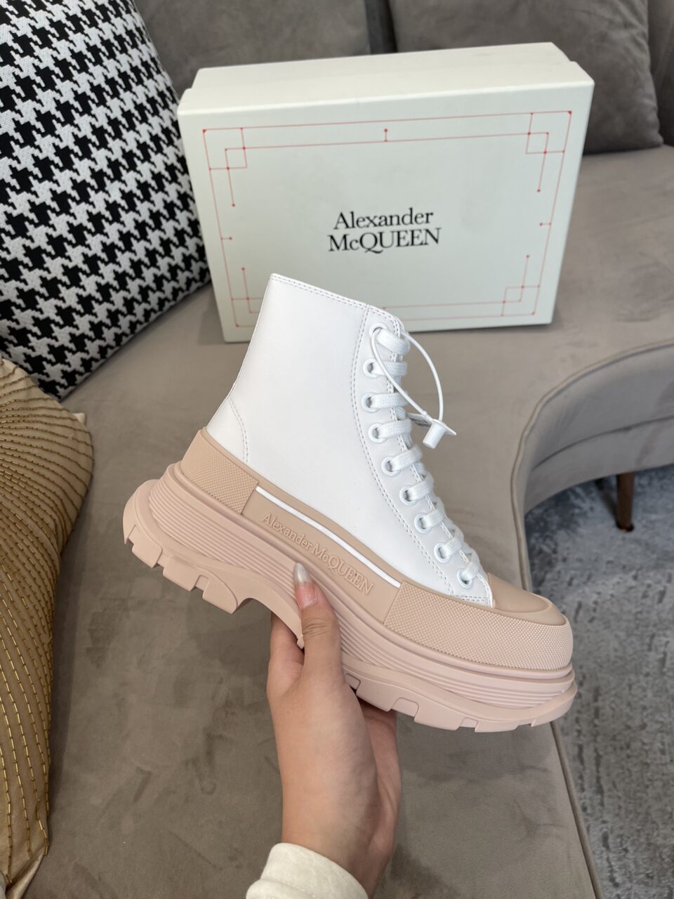Fake Alexander McQueen Tread Slick White/Pink Replica