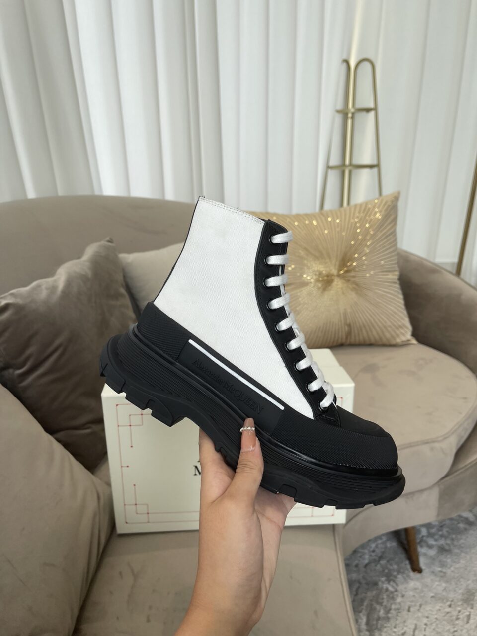 Fake Alexander McQueen Tread Slick White/Black Replica