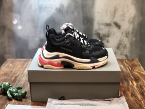 Balenciaga-Triple-S-Sneaker-Black-Tan-Red-4.jpg