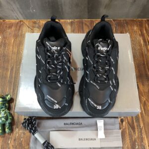 Balenciaga-Triple-S-Sneaker-Black-white-logo-6.jpg