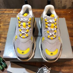 Balenciaga-Triple-S-Sneaker-Grey-Black-Yellow-5.jpg