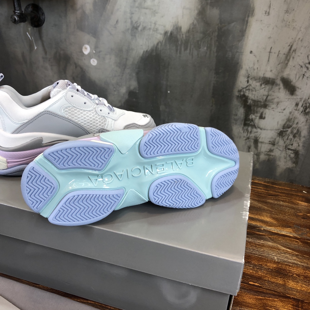 Balenciaga-Triple-S-Sneaker-Pastel-6.jpg