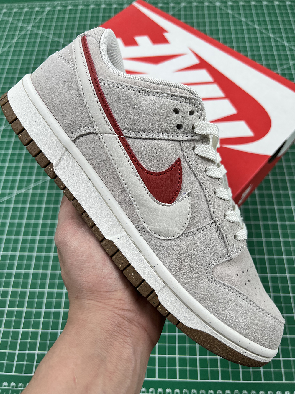 Dunk-Low-SE-85-Double-Swoosh-Sail-Orange-Womens-REPLICA-2.jpg