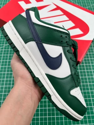 Dunk-Low-SE-Lottery-Bag-Malachite-Green-Promotion-4.webp