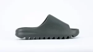 Yeezy-Slides-Slate-Grey-Reps4-595x334-1.webp