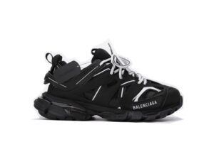 blackw-595x397-1.jpg